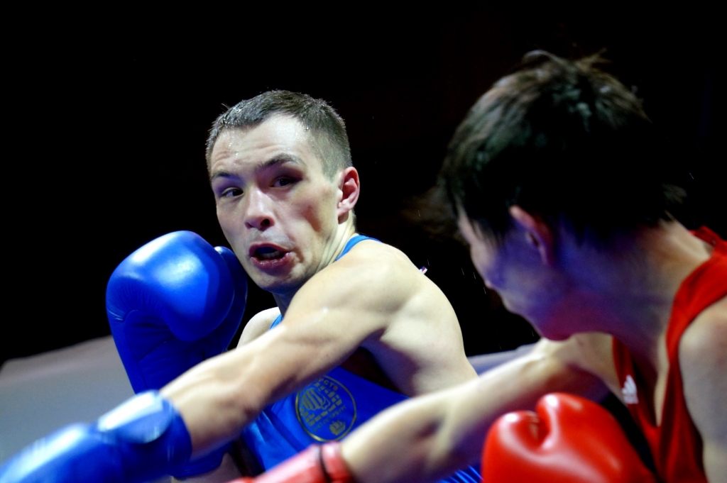 Кровавое месиво устроили боксеры на чемпионате России в Хабаровске, Фото с места события собственное