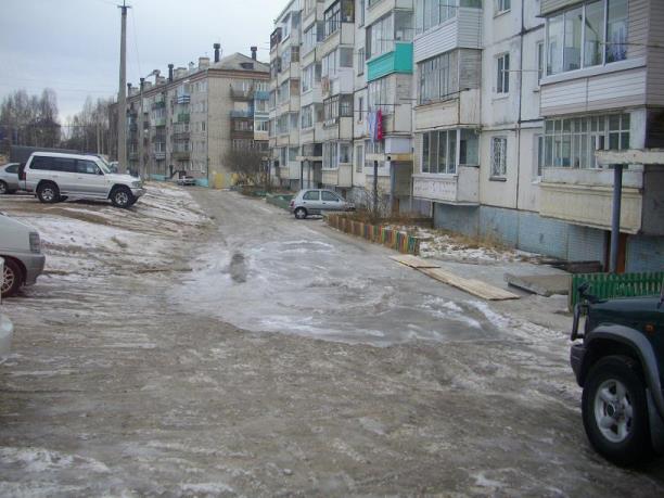Ледовые катки во дворах, Фото с места события собственное