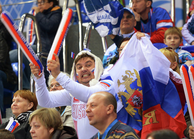 Женская сборная России по хоккею досрочно вышла в четвертьфинал Олимпийского турнира, Фото с места события из других источников