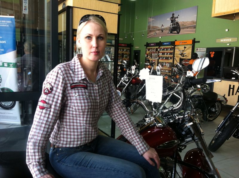директор дилерского центра Harley-Davidson Иркутск Наталья Челышкова, Фото с места события из других источников
