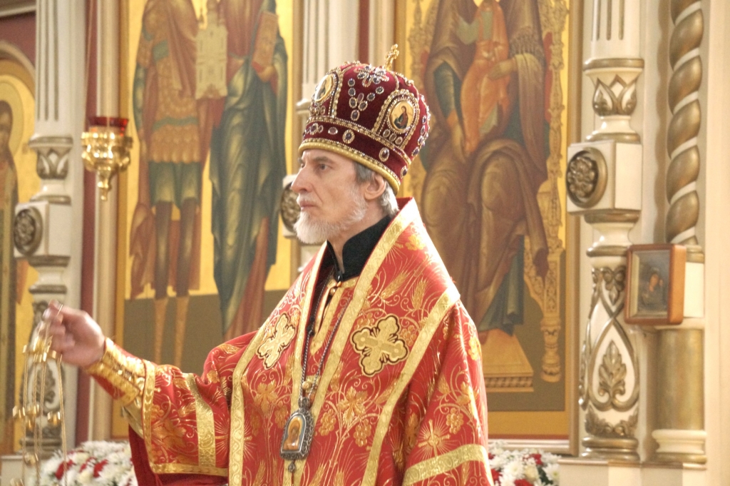 Митрополит Игнатий, Фото с места события собственное