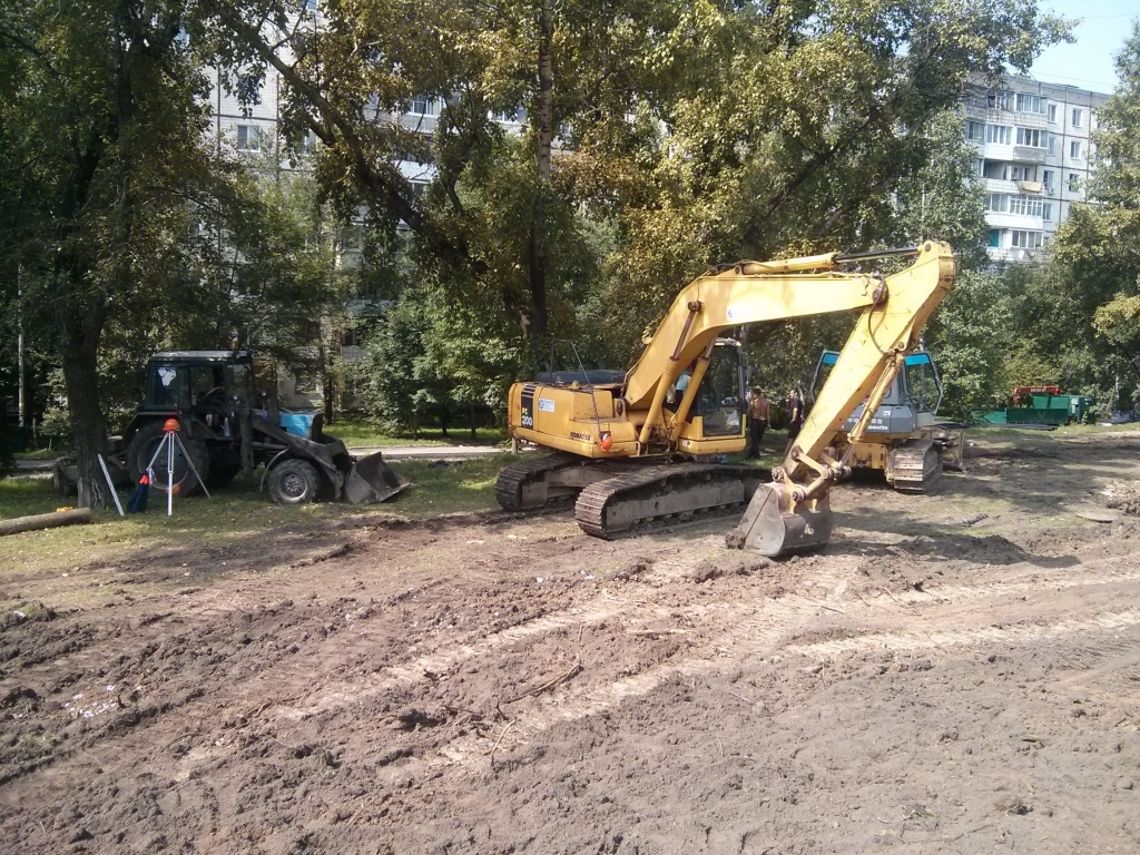 Дорожная техника на объекте, Фото с места события собственное
