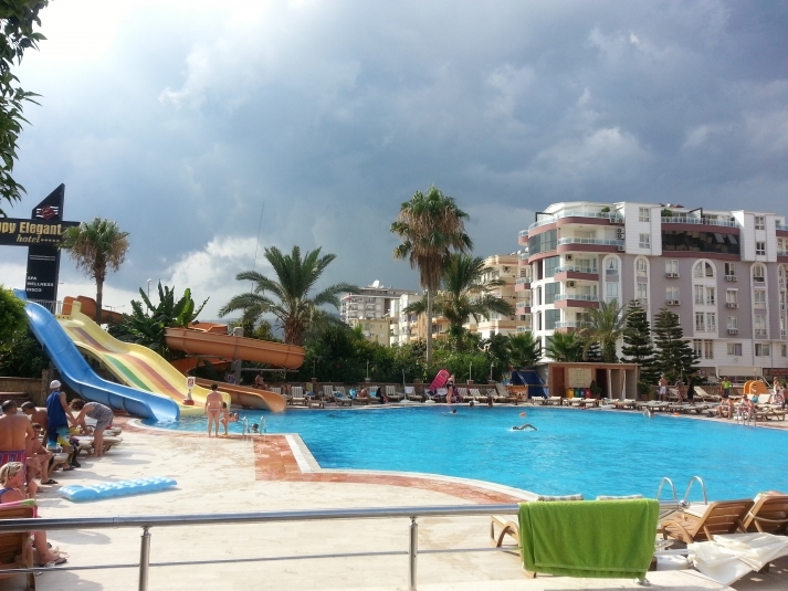 Эксперты объяснили, как сэкономить деньги при бронировании отеля Людмила Лата