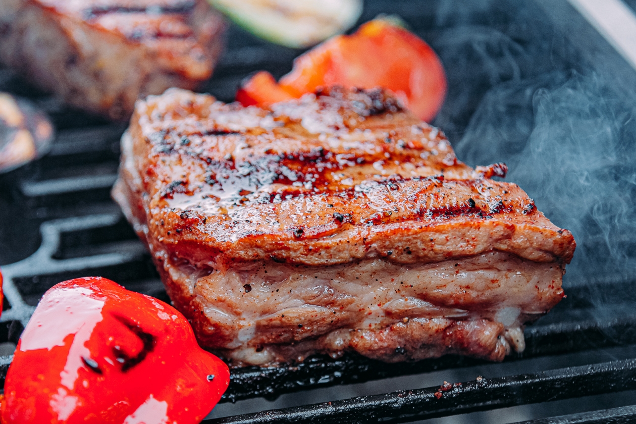 еда, кафе, бизнес ланч,  шашлык, мясо, отдых, мангал, ресторан ИА PrimaMedia