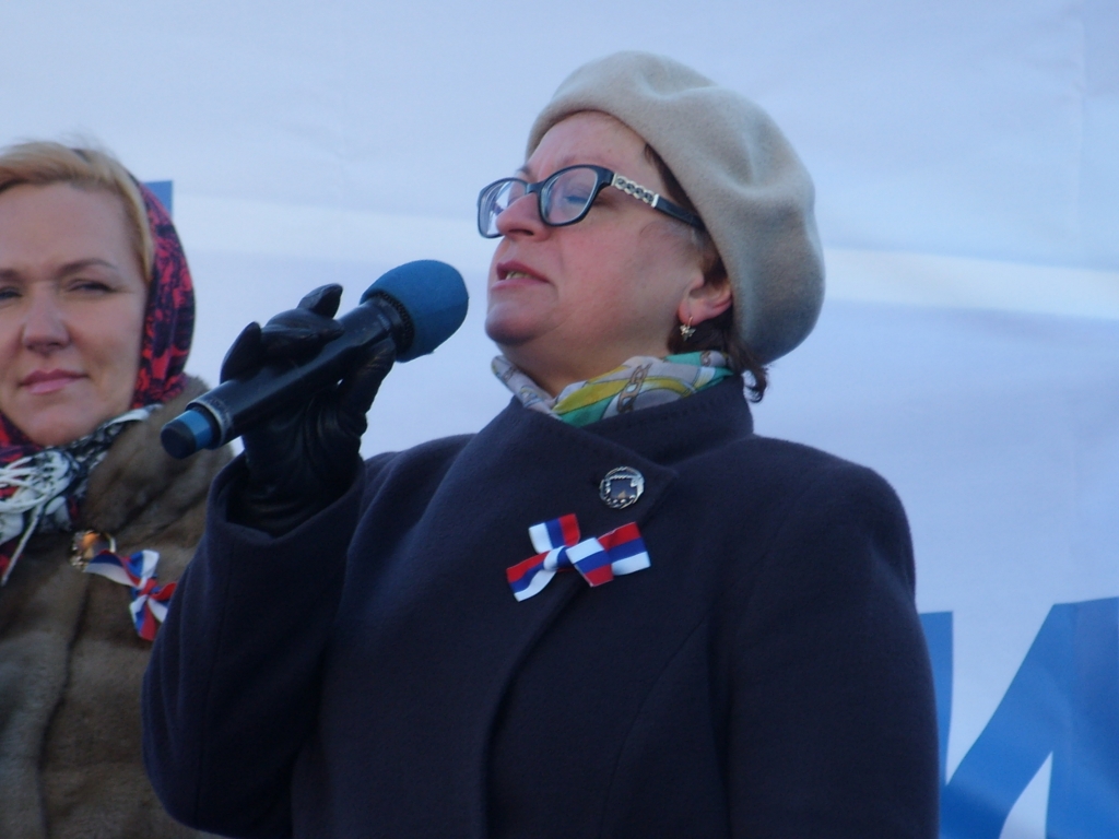председатель Крайпрофобъединения Галина Кононенко, Фото с места события собственное