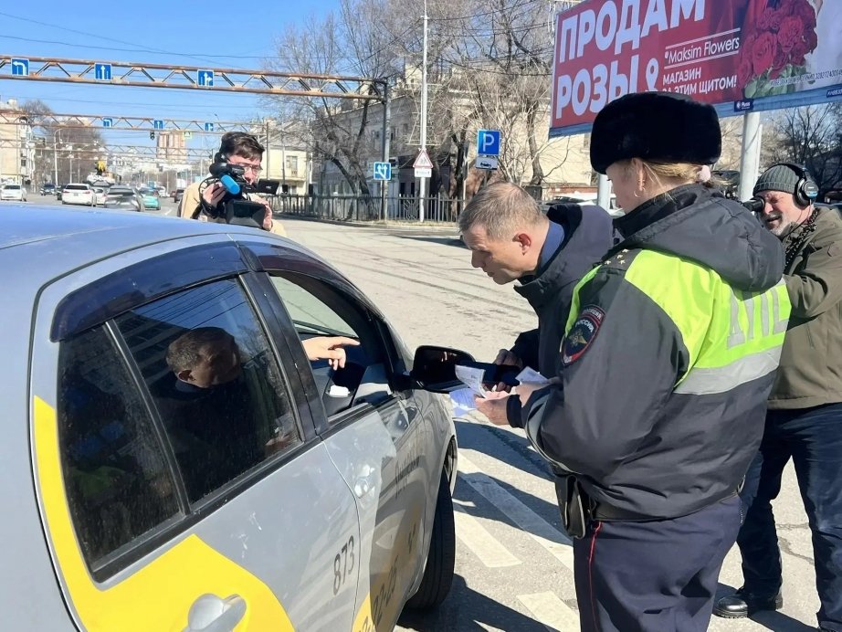 Хабаровские таксисты заплатят штрафы за отсутствие страховки пассажиров Пресс-служба главного управления регионального госконтроля и лицензирования правительства Хабаровского края