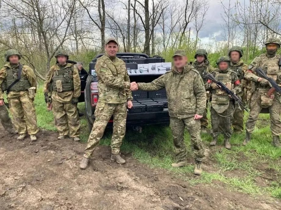 Дмитрий Демешин привёз технику и оборудование бойцам в зону СВО Пресс-служба губернатора Хабаровского края