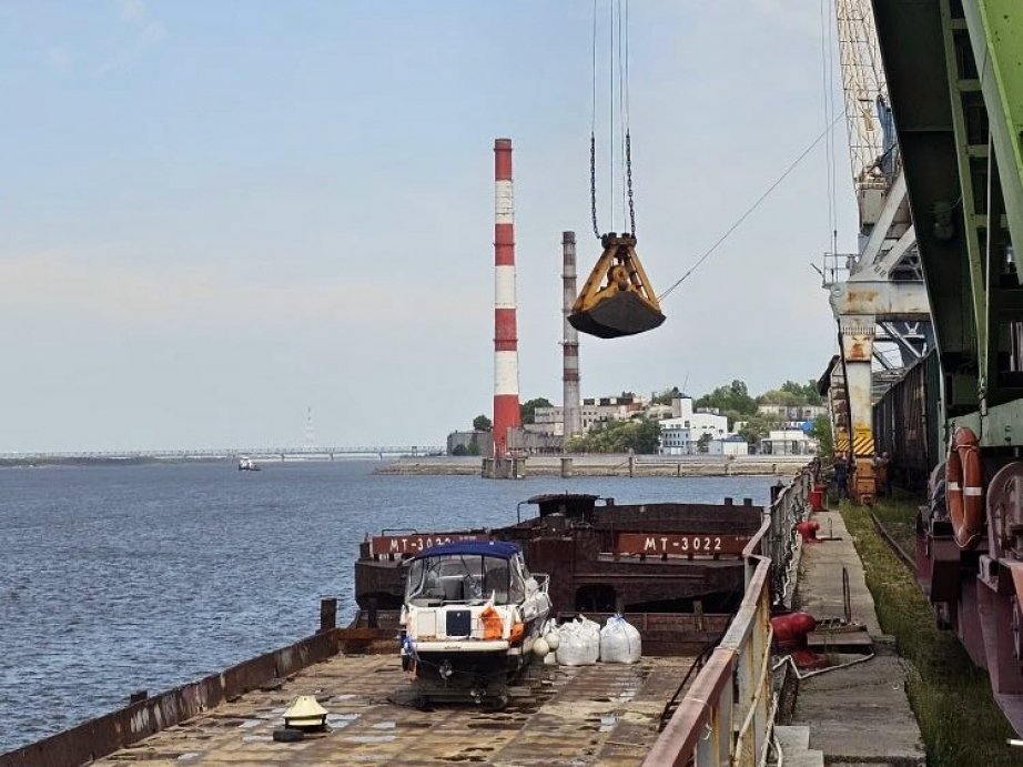 В Хабаровском крае начался сезонный завоз топлива в северные районы на 2026 год Пресс-служба министерства жилищно-коммунального хозяйства Хабаровского края