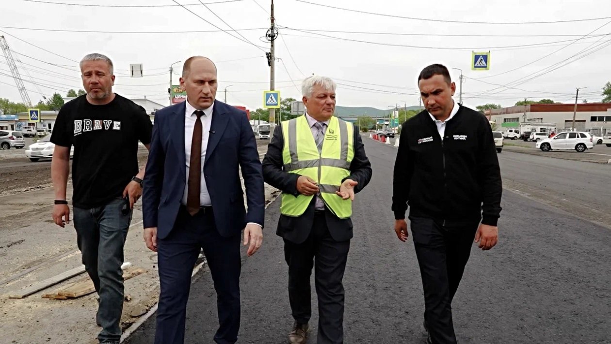 Максим Иванов: Важно не просто отремонтировать дорогу, а сделать её удобной для людей Предоставлено ЕР