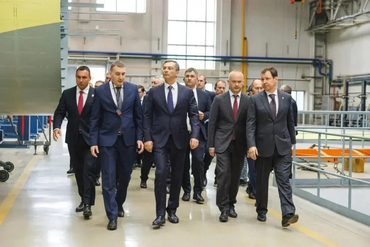 Делегация Комитета Госдумы по промышленности и торговле посетила авиазавод в Комсомольске-на-Амуре Предоставлено ЕР