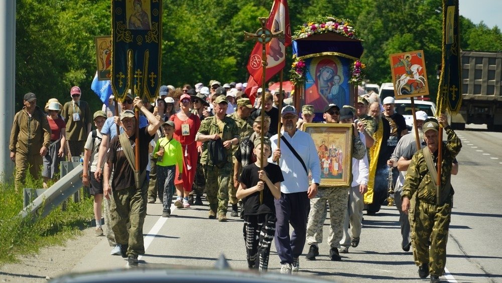 В Хабаровске начался многодневный Крестный ход Ольга Редникова, Роман Редников, информационный портал Хабаровской епархии