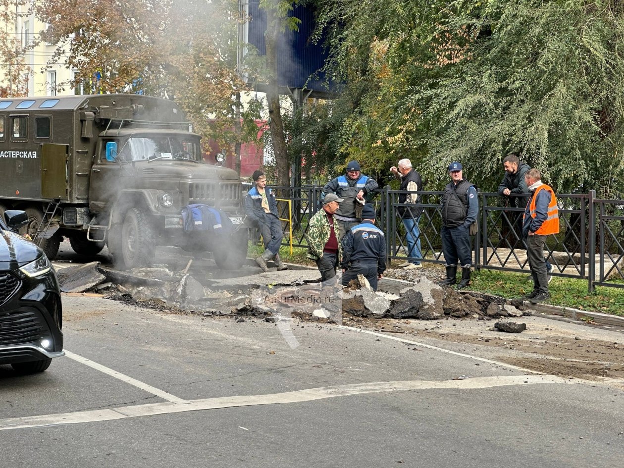 В Хабаровске продолжают ликвидировать последствия коммунальной аварии