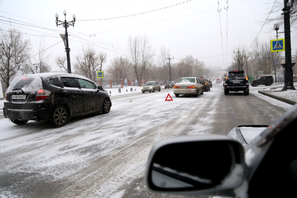 Мощный снежный циклон обрушился на Хабаровский край в разгар весны, Фото с места события собственное