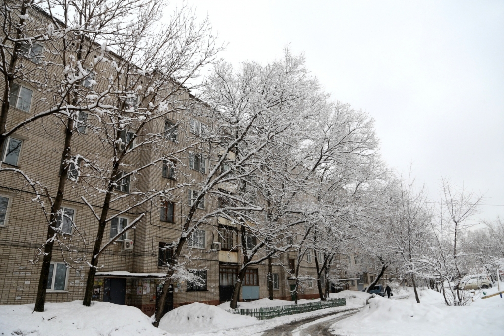 "Белое покрывало" окутало Хабаровск в середине календарной весны, Фото с места события собственное