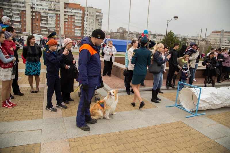 Пожарные Хабаровска торжественно отметили профессиональный праздник, Фото с места события из других источников
