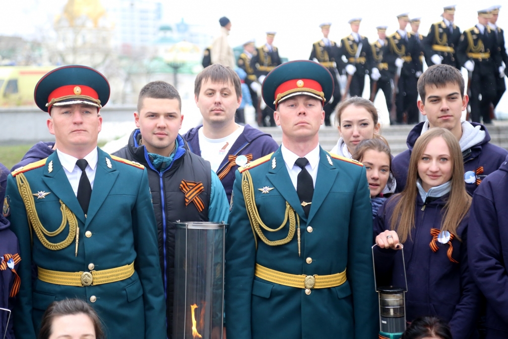 Молодежь отправились доставлять Вечный огонь по всем районам Хабаровского края, Фото с места события собственное