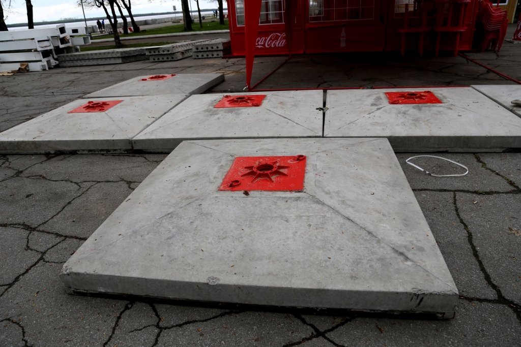 Долгожданное колесо обозрения уже привезли на набережную Амура а Хабаровске, оставить навсегда