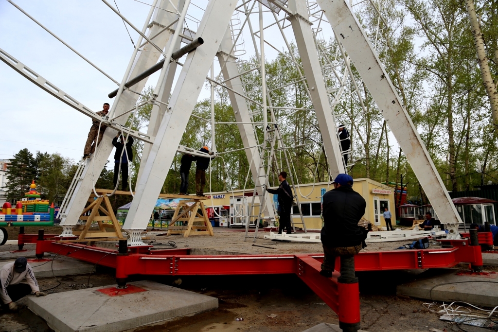 Колесо обозрения в Хабаровске оказалось колесиком