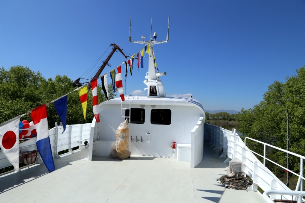 Быстроходное пассажирское судно спустили на воду в Хабаровске