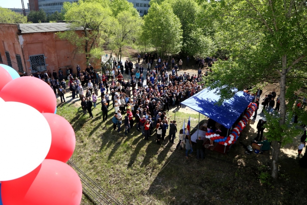 Быстроходное пассажирское судно спустили на воду в Хабаровске