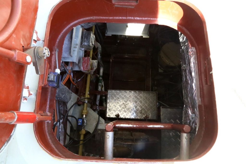 Быстроходное пассажирское судно спустили на воду в Хабаровске