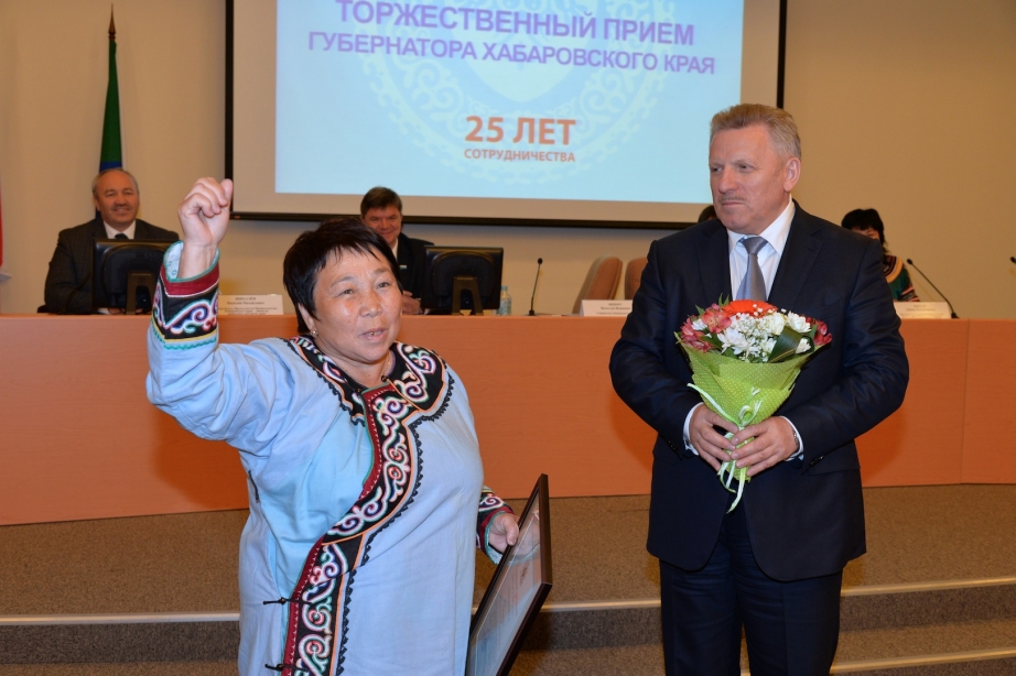Глава региона поздравил краевую Ассоциацию коренных малочисленных народов с 25-летием