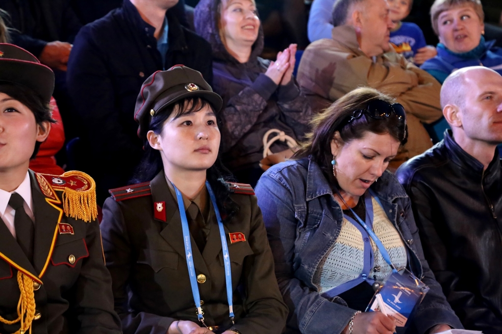 Военные оркестры от души повеселили хабаровчан на фестивале "Амурские волны"