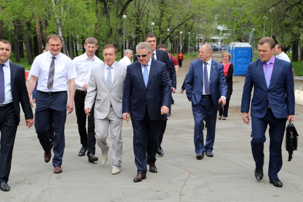 Губернатор Хабаровского края прокатился на колесике