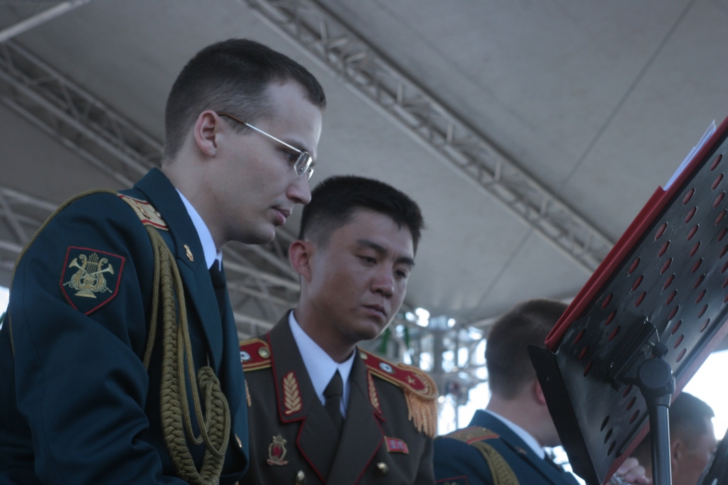 "Амурские волны"