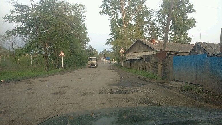  Дороги в центре Бикина в Хабаровском крае в катастрофическом состоянии