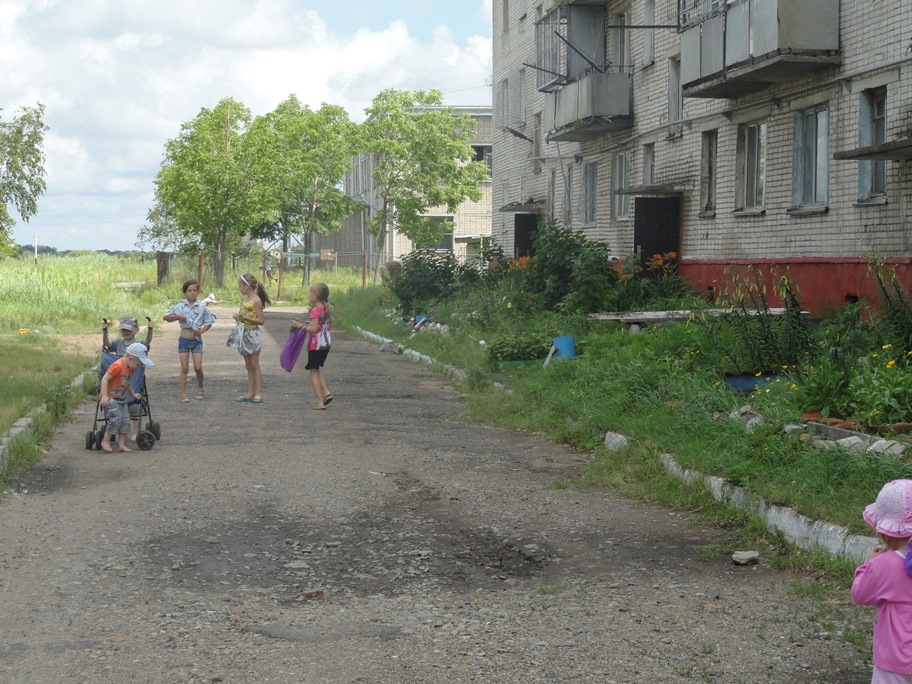  Кое-кто уже бегает босой