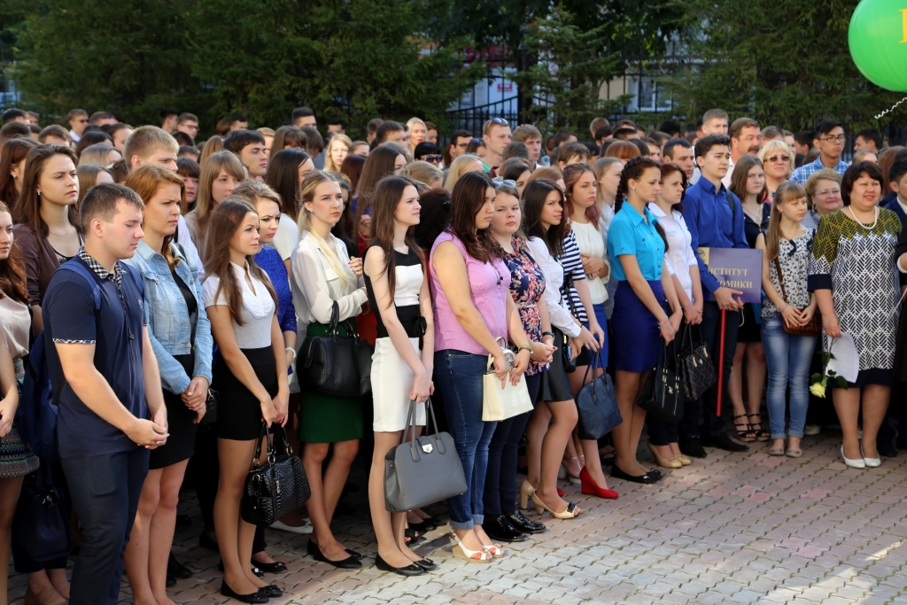 Первокурсники Хабаровского края отправились "грызть гранит науки"
