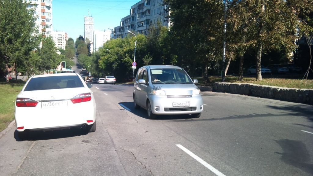 Улицу Запарина в центре Хабаровска перекрыли, но обещают, что ненадолго