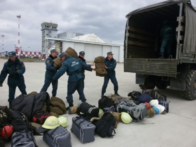 Спасатели из Хабаровска окажут помощь в ликвидации последствий циклона на Сахалине 
