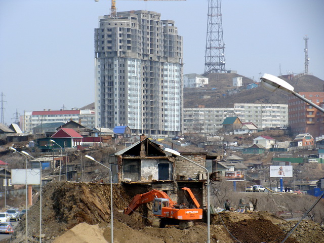 Самая острая проблема Хабаровска — это проблема переселения из ветхого фонда  Юрий Евдан, ИА PrimaMedia