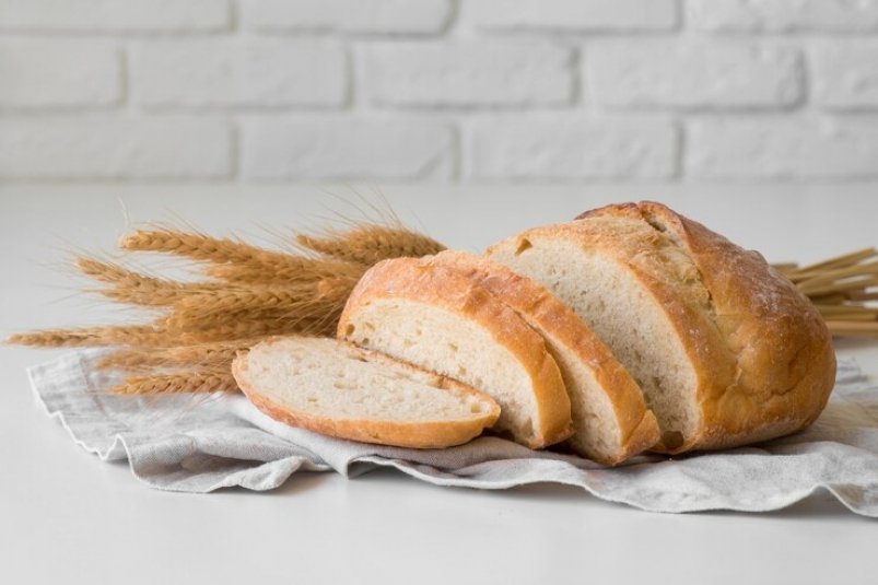 На полке или в холодильнике: как правильно хранить хлеб, чтобы он оставался свежим
