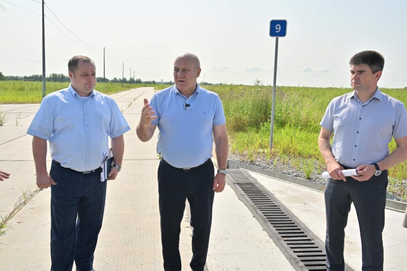 Мэр Хабаровска Сергей Кравчук проверил ход строительства нового кладбища