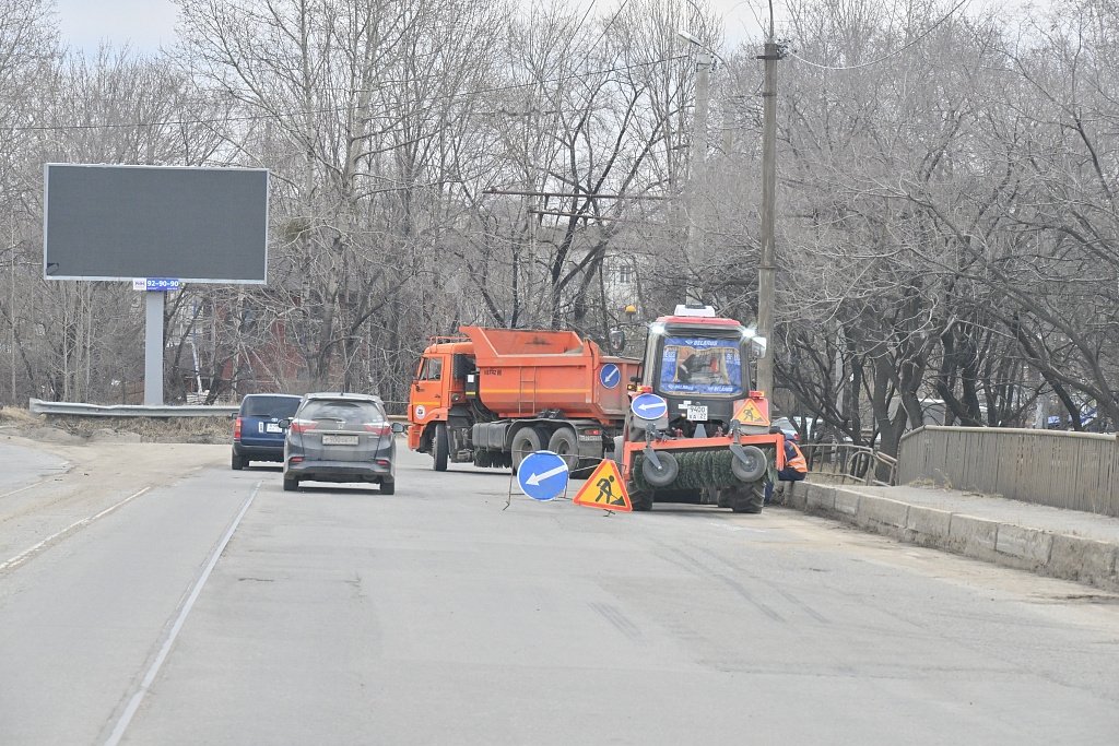 В Хабаровске приступили к ремонту дорожного полотна на развязке в Первом микрорайоне Пресс-служба администрации Хабаровска