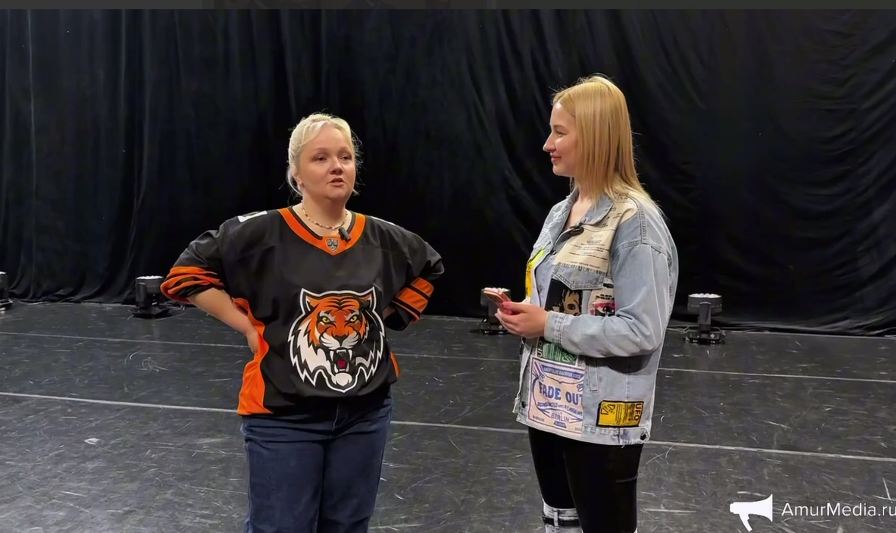 Журналисты ИА AmurMedia пообщались с известным стендап-комиком Варварой Щербаковой Скриншот с видео