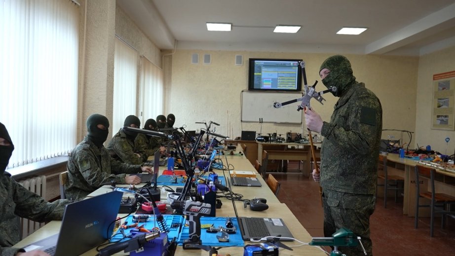 Хабаровчане проявляют интерес к подготовке операторов БПЛА Пресс-служба Восточного военного округа