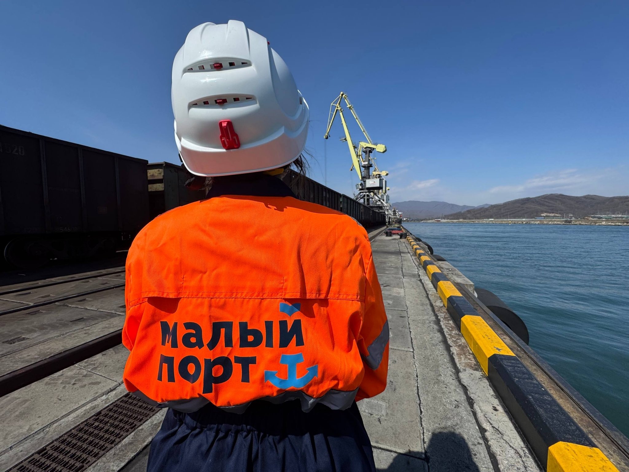 На территории Малого порта пресс-служба Малого порта