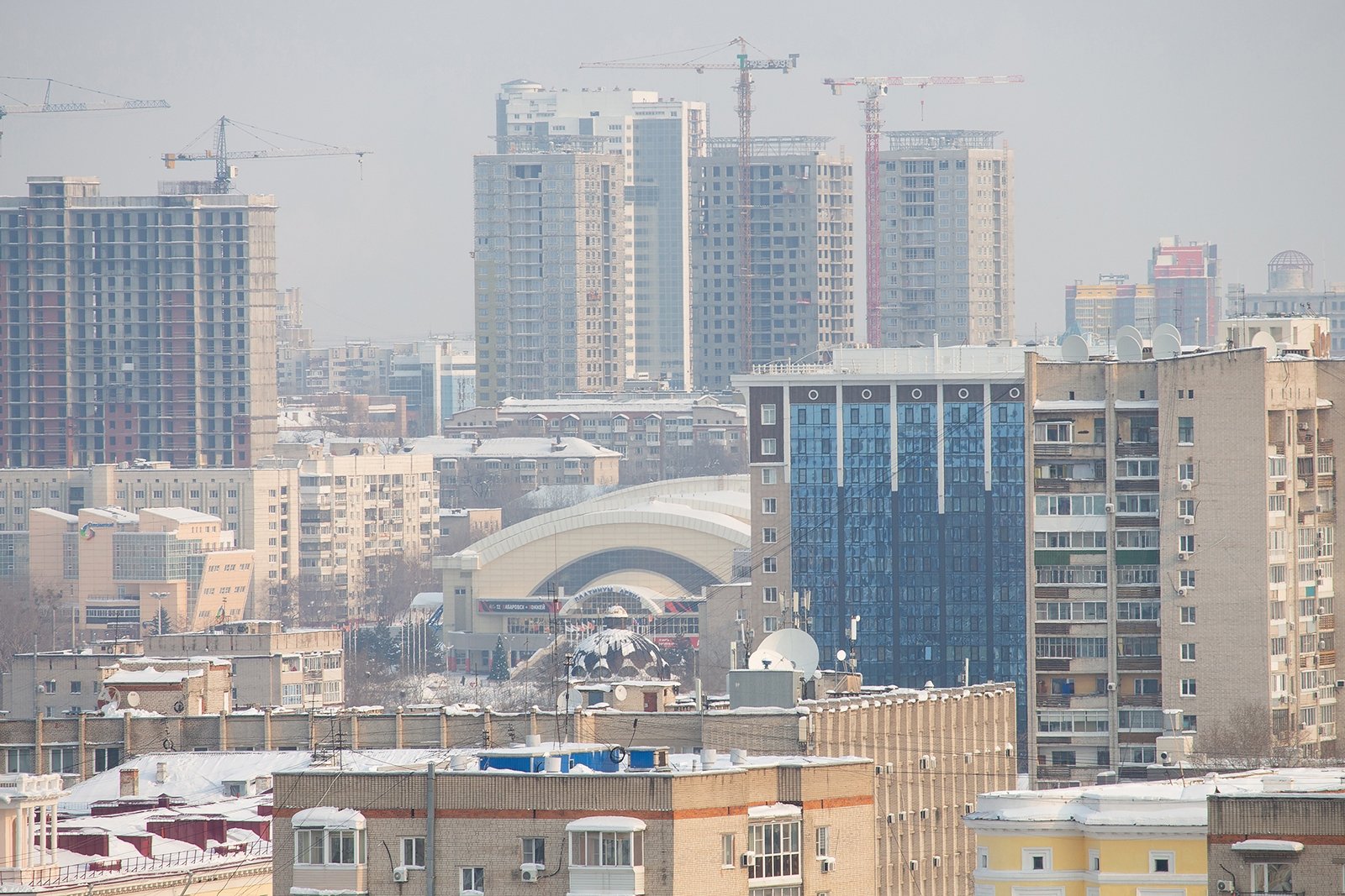Хабаровск или Владивосток: где зарабатывать на сдаче квартиры в аренду