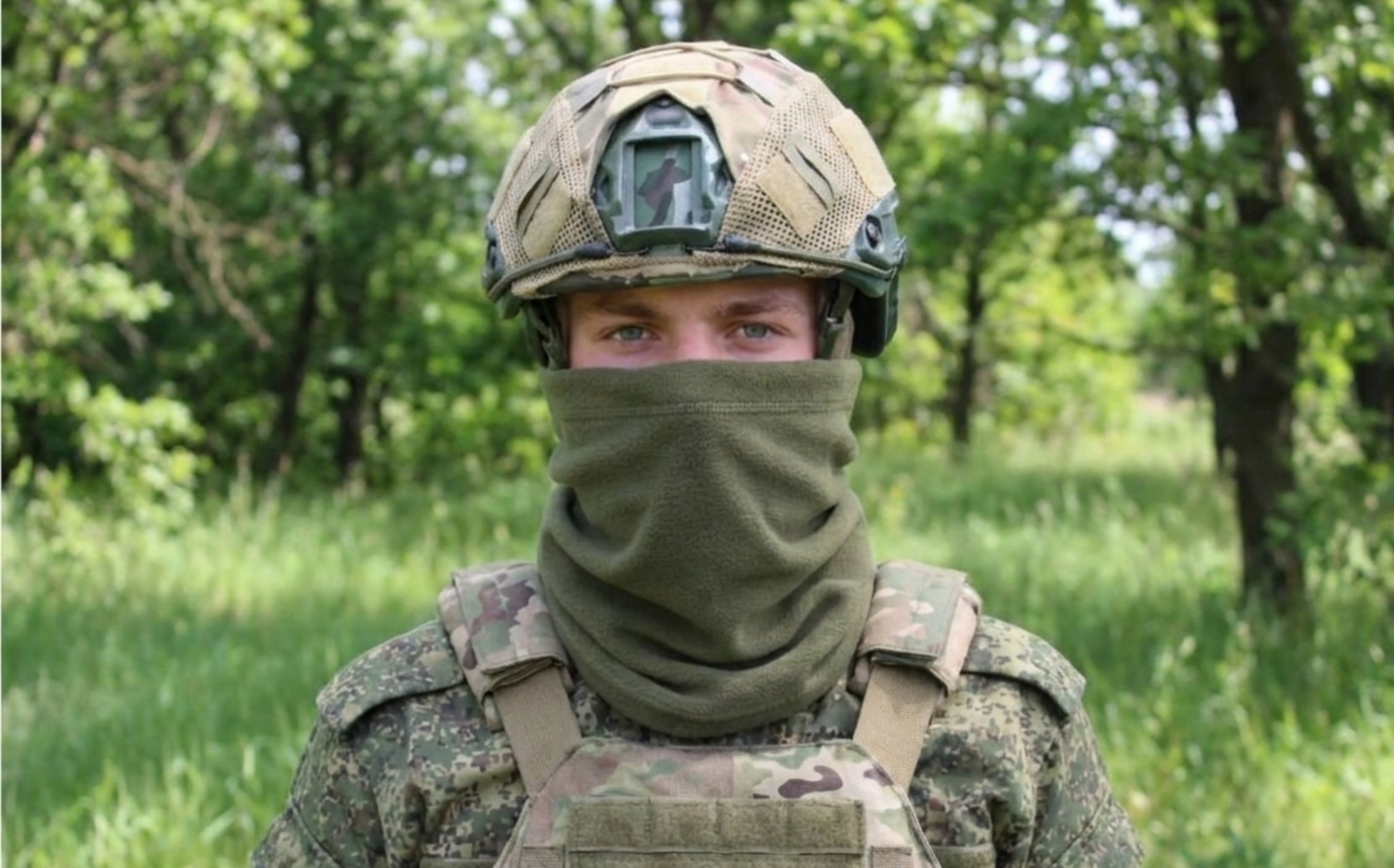 Рядовой Яков Басенко из Хабаровского края награжден медалью &quotЖукова&quot и квалифи­кационным знаком &quotЗа штурм&quot Предоставлено пресс-службой Восточного военного округа