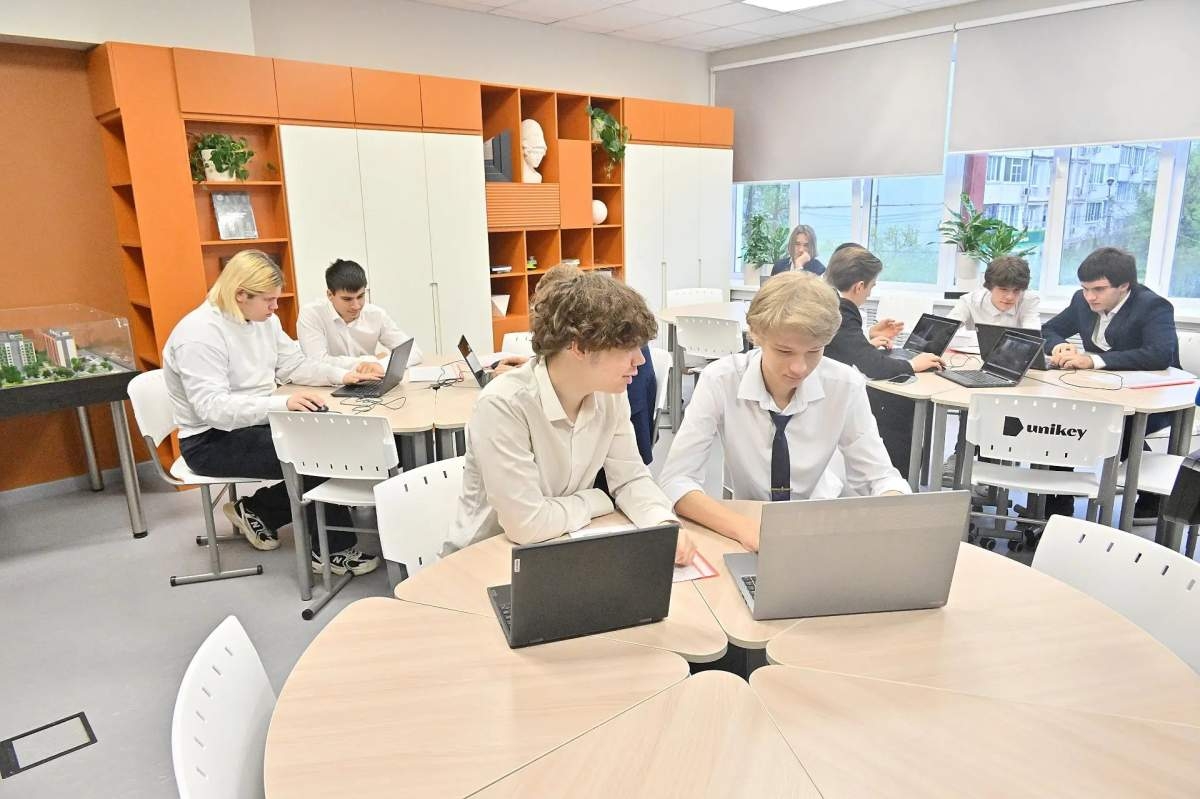 В Хабаровске открывают профильные технологические классы с инженерным уклоном Пресс-служба администрации Хабаровска