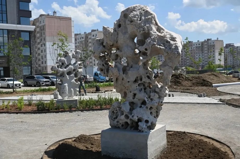 В Хабаровске завершается благоустройство &quotСада камней&quot Вячеслав Реутов, пресс-служба губернатора и правительства Хабаровского края