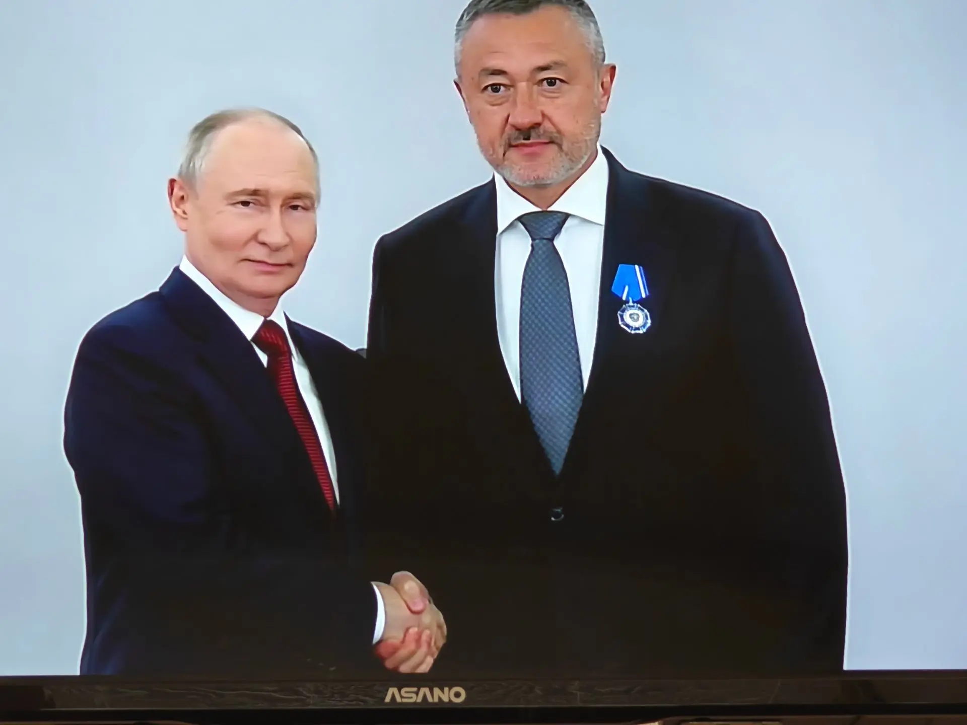 Президент России Владимир Путин вручил Орден Почета Виктору Пинскому пресс-служба ВКП