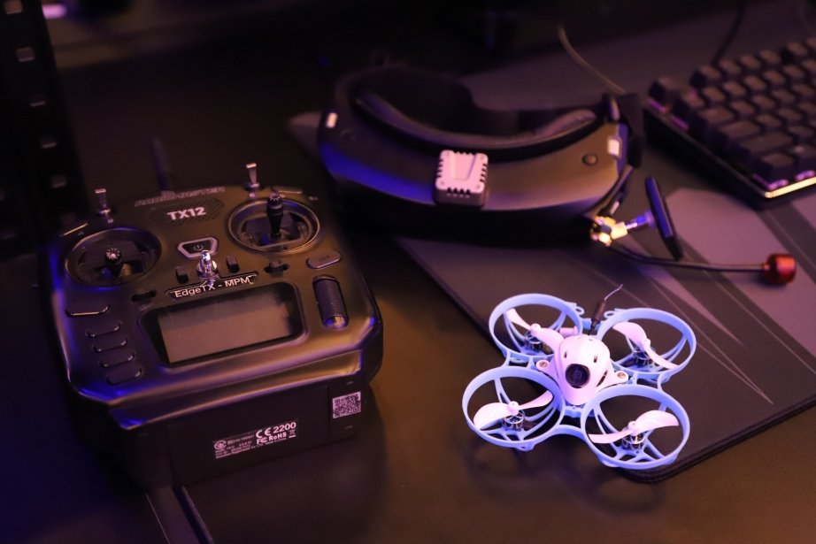 Первый в Хабаровском крае фиджитал-центр запускает бесплатное обучение FPV-гонкам Пресс-служба министерства спорта Хабаровского края